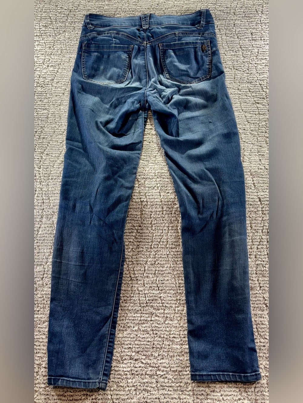 (2) Democracy Ab-solution Women’s Size 2 Mid-Rise Straight Leg Jeans - Picture 16 of 16